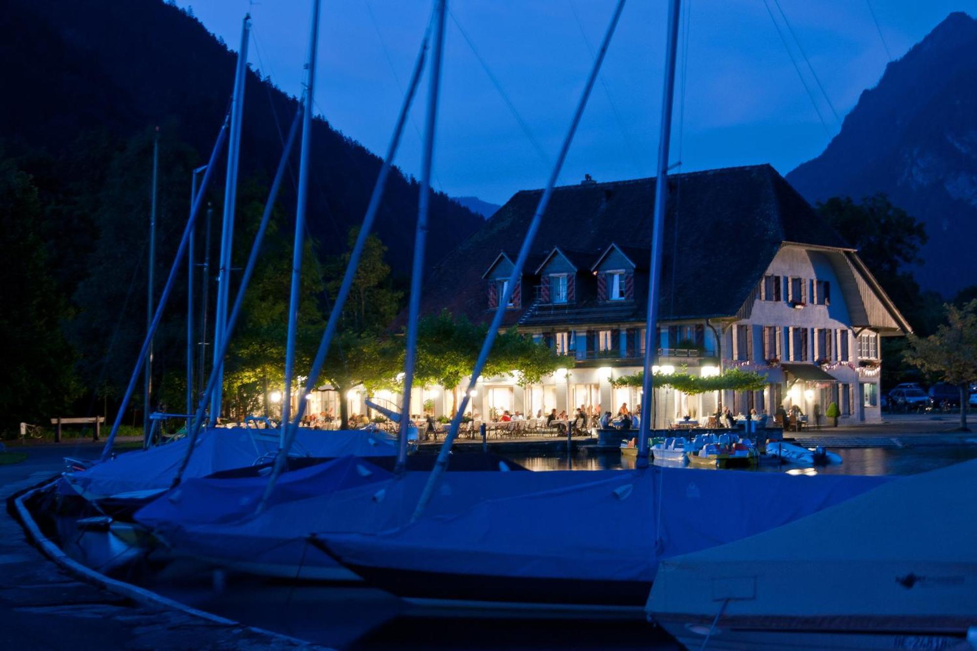 Hotel Neuhaus Golf- & Strandhotel Unterseen